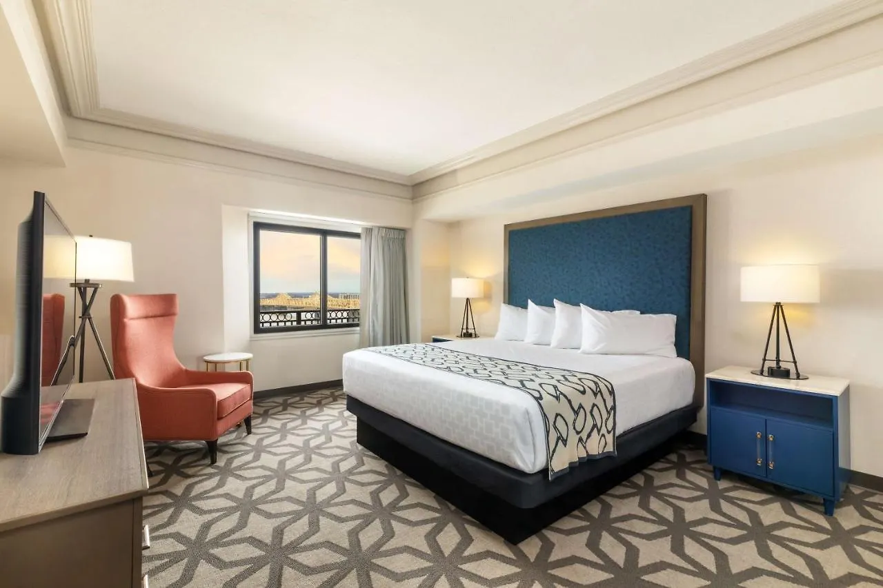 Galt House Hotel, A Trademark Collection Hotel Louisville